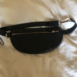 Ames Tovern Leather Fanny Pack